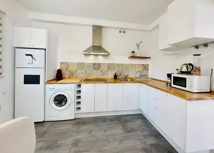 Villa Aguaribay By Lovely