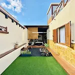 Aguaribay By Lovely * קורלחו